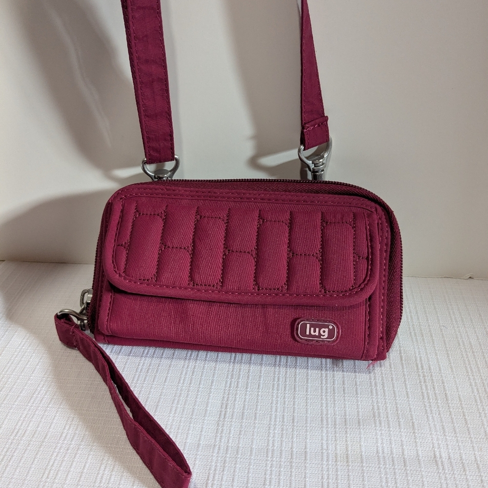 Lug Wallet Wristlet Purse Crossbody Shoulder Bag Red
